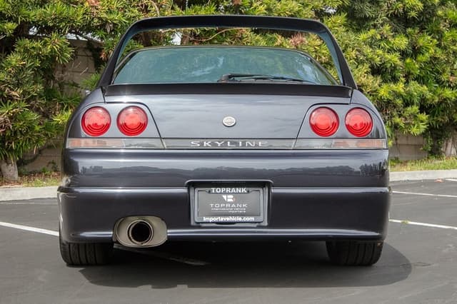 1995 Nissan Skyline JDM car for sale — photo 9 of 25
