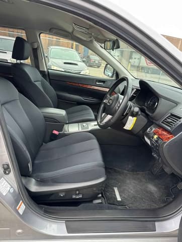 2010 Subaru Legacy JDM car for sale — photo 7 of 11