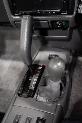 1994 Toyota Hilux JDM car for sale — photo 10 of 10