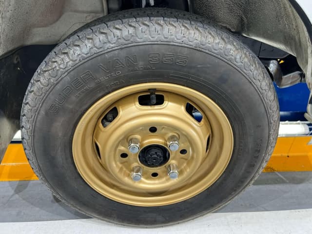 1995 Daihatsu Hijet JDM car for sale — photo 15 of 25