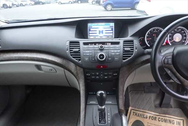 2009 Honda Accord JDM car for sale — photo 16 of 25