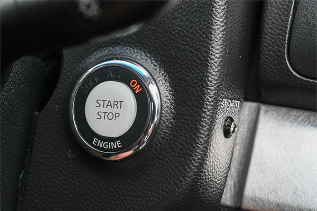 2008 Nissan Skyline JDM car for sale — photo 15 of 21