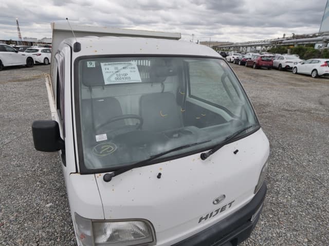 1999 Daihatsu Hijet JDM car for sale — photo 13 of 25