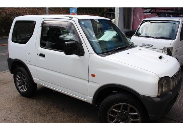 2010 Suzuki Jimny JDM car for sale — photo 9 of 25