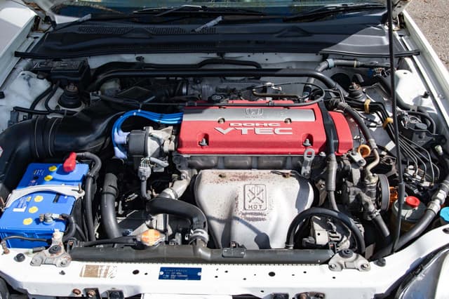 1999 Honda Prelude JDM car for sale — photo 15 of 17