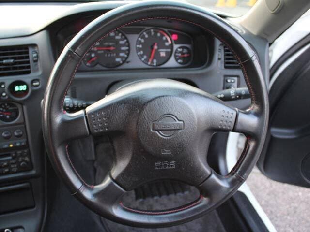 1998 Nissan Skyline JDM car for sale — photo 4 of 12