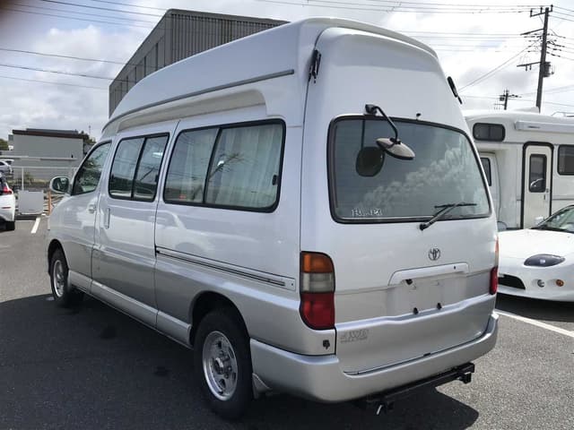 1999 Toyota Grand Hiace JDM car for sale — photo 2 of 7