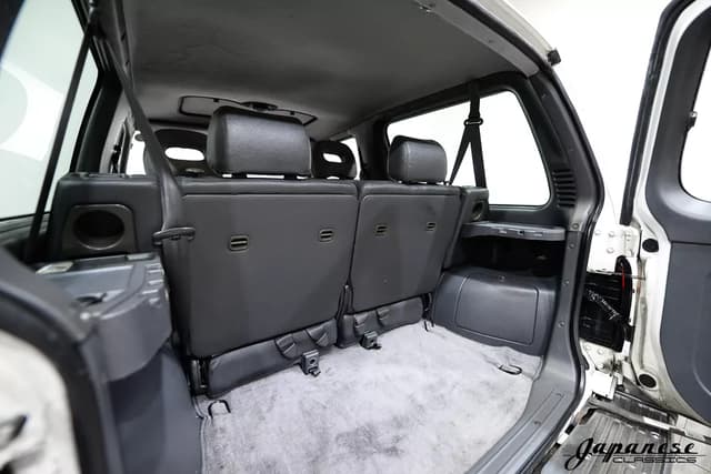 1991 Mitsubishi Pajero JDM car for sale — photo 20 of 25