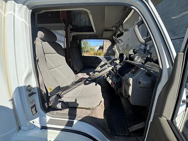 1995 Isuzu Elf JDM car for sale — photo 8 of 25