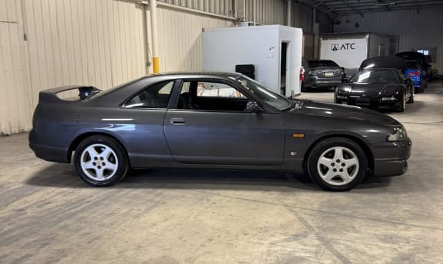 1994 Nissan Skyline JDM car for sale — photo 5 of 25