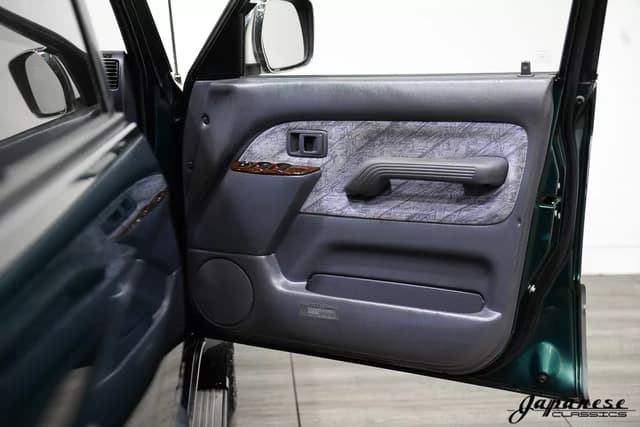 1996 Toyota Land Cruiser JDM car for sale — photo 18 of 25