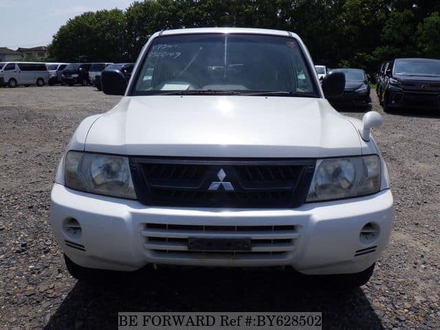2005 Mitsubishi Pajero JDM car for sale — photo 8 of 25