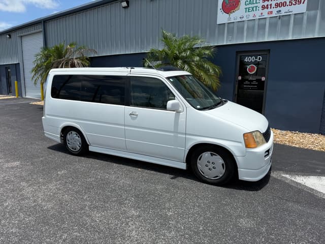 1999 Honda Stepwagon JDM car for sale — photo 9 of 19