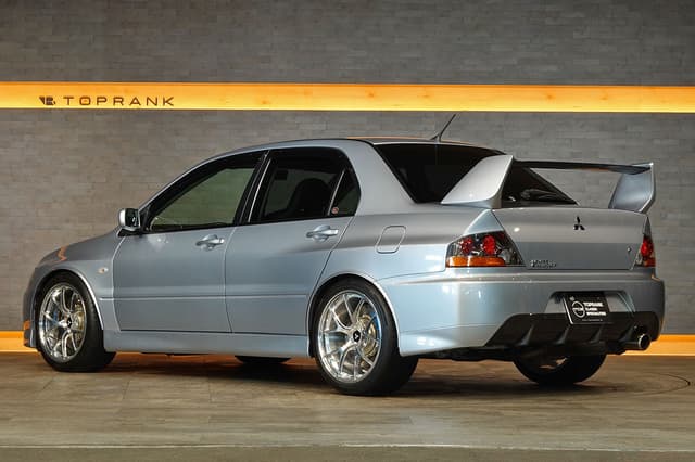2005 Mitsubishi Lancer Evolution JDM car for sale — photo 2 of 25