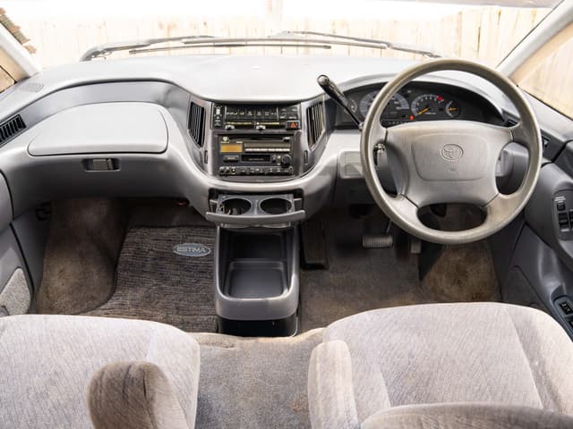 1994 Toyota Estima JDM car for sale — photo 9 of 13