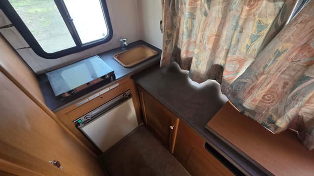 1998 Toyota JDM car for sale — photo 11 of 15