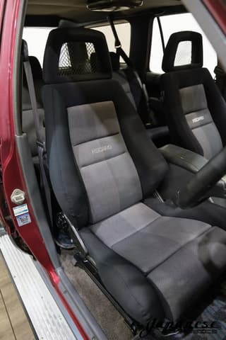 1993 Toyota Hilux Surf JDM car for sale — photo 17 of 25
