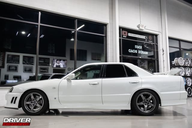 1998 Nissan Skyline JDM car for sale — photo 7 of 24
