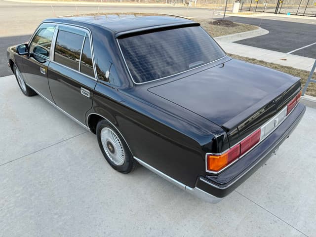 2000 Toyota Century JDM car for sale — photo 8 of 14