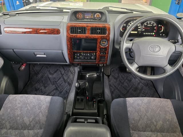 2000 Toyota Land Cruiser Prado JDM car for sale — photo 15 of 25