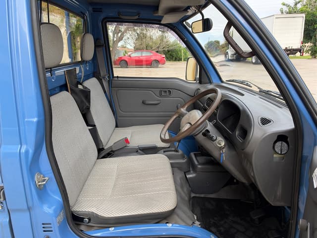 1994 Daihatsu Hijet JDM car for sale — photo 13 of 18