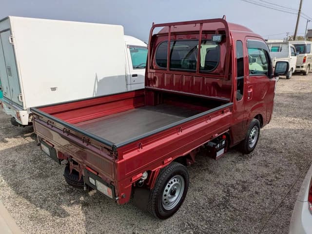2026 Daihatsu Hijet JDM car for sale — photo 6 of 6