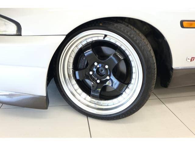 1995 Nissan Skyline JDM car for sale — photo 11 of 18