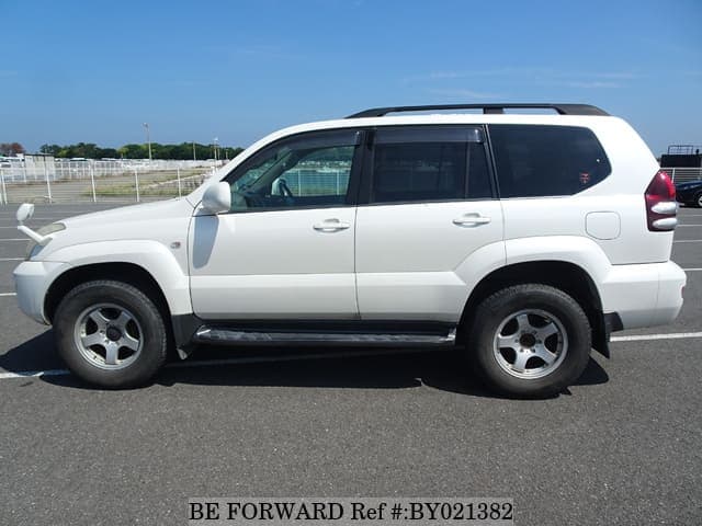 2006 Toyota Land Cruiser Prado JDM car for sale — photo 2 of 25