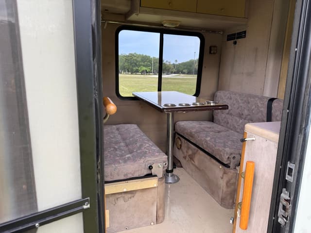 1994 Toyota Townace JDM car for sale — photo 15 of 25