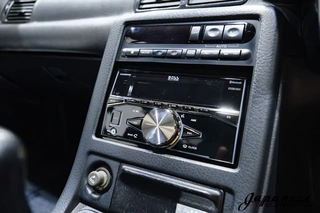 1992 Nissan Skyline JDM car for sale — photo 11 of 25
