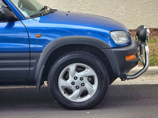 1996 Toyota RAV4 JDM car for sale — photo 7 of 25