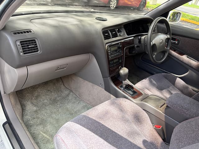1997 Toyota Chaser JDM car for sale — photo 12 of 17