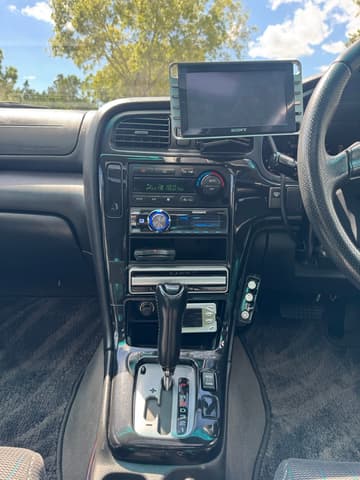 2000 Subaru Legacy JDM car for sale — photo 14 of 25