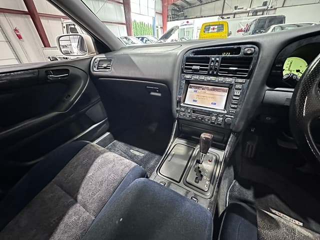 1997 Toyota Aristo JDM car for sale — photo 16 of 25