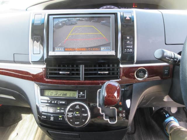 2012 Toyota Estima JDM car for sale — photo 16 of 25