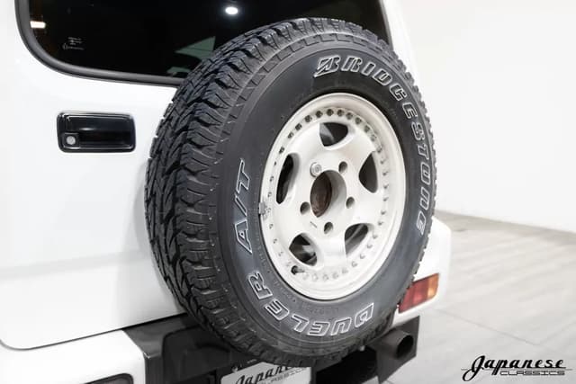1999 Suzuki Jimny JDM car for sale — photo 9 of 25