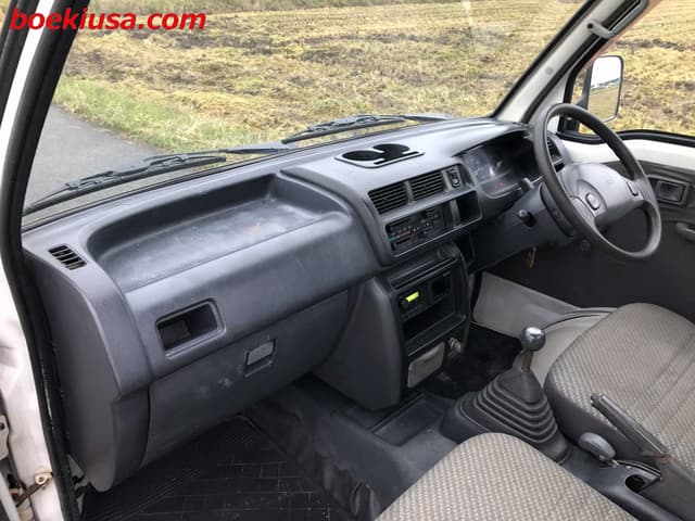 1999 Daihatsu Hijet JDM car for sale — photo 9 of 21