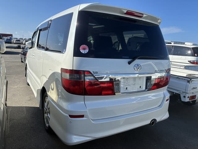 2002 Toyota Alphard JDM car for sale — photo 2 of 15