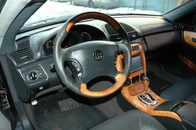 2002 Mercedes-Benz JDM car for sale — photo 24 of 25