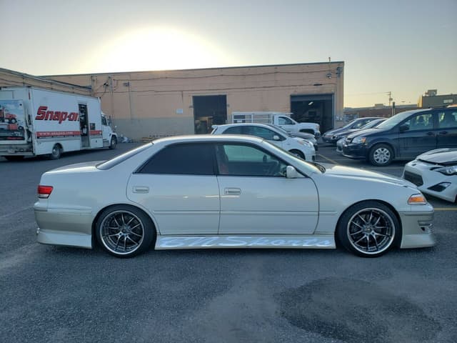 1998 Toyota Mark II JDM car for sale — photo 2 of 17