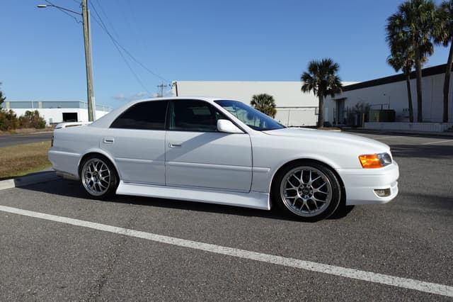 1998 Toyota Chaser JDM car for sale — photo 4 of 18