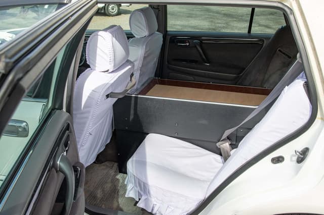 2000 Toyota Crown JDM car for sale — photo 17 of 25