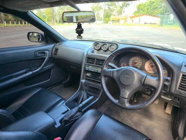 1998 Nissan Skyline JDM car for sale — photo 8 of 10