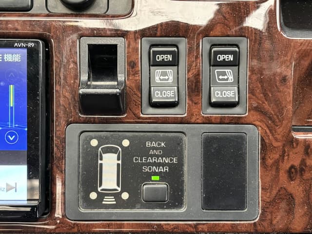 1997 Toyota HiAce JDM car for sale — photo 15 of 25
