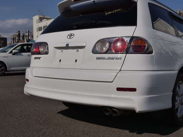 2000 Toyota Caldina JDM car for sale — photo 14 of 22