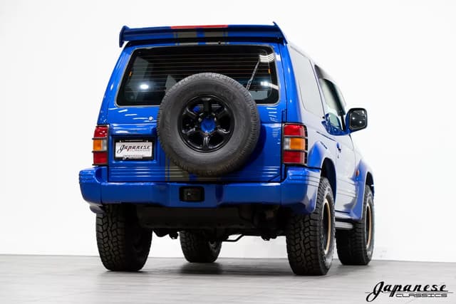 1997 Mitsubishi Pajero JDM car for sale — photo 8 of 25