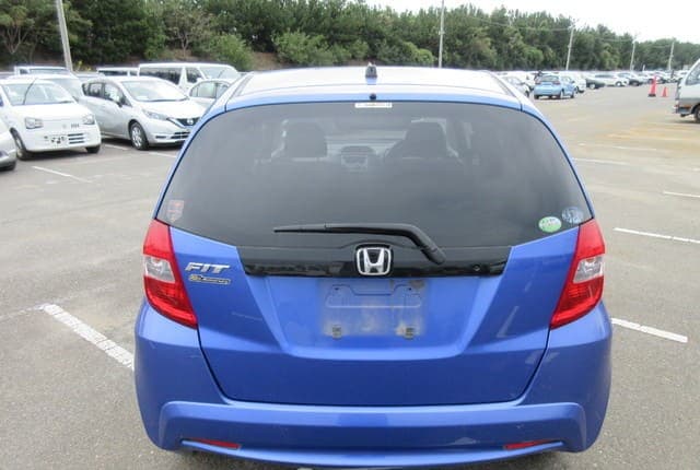 2011 Honda Fit JDM car for sale — photo 4 of 25