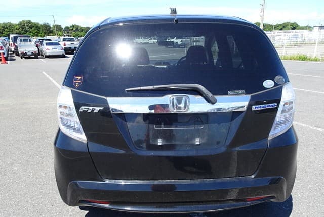 2010 Honda Fit JDM car for sale — photo 4 of 25