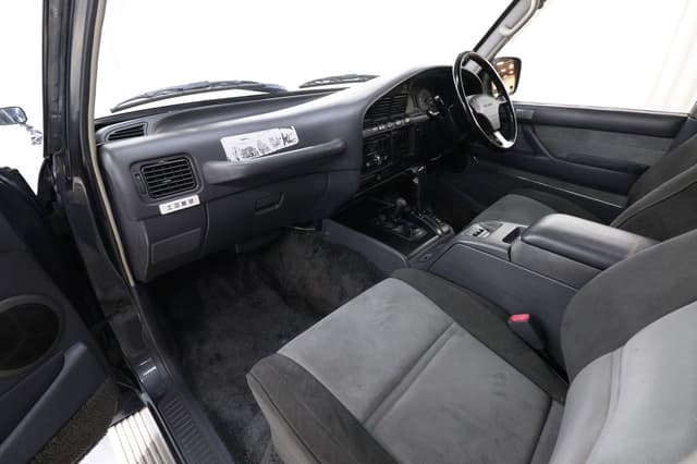 1992 Toyota Land Cruiser JDM car for sale — photo 17 of 25