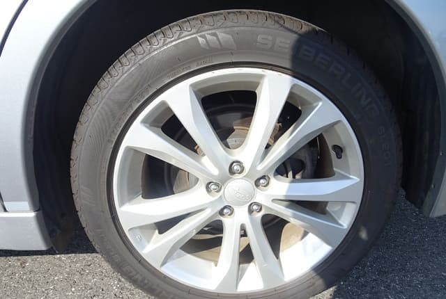 2011 Subaru Legacy JDM car for sale — photo 10 of 25
